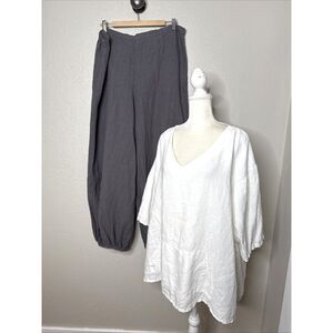 bryn Walker Charcoal Wide Leg Pants and Ivory Top Large